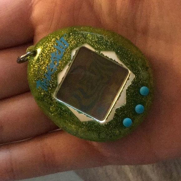 Original Tamagotchi 1997 Green Glitter - Picture 3 of 3